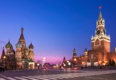 Москва: космический Новый год. Санкт-Петербург.