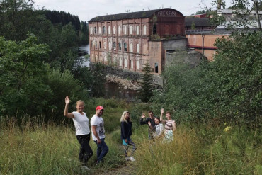 Экспедиция к лесным водопадам и к месторождению граната из Сортавала