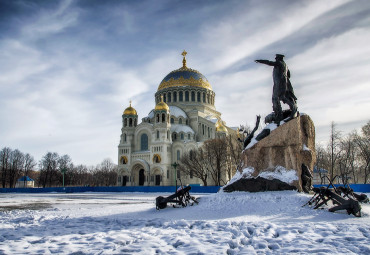 Ёлки в Большом городе. Санкт-Петербург - Петергоф - Кронштадт - Выборг*.