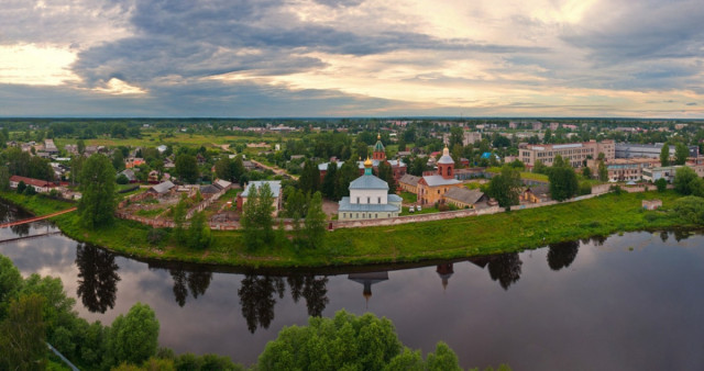 Тайны волжских городов. Санкт-Петербург - Тверь - Москва - Переславль-Залесский - Ярославль - Рыбинск - Тутаев - Мышкин - Углич - Калязин - Кашин - Боровичи.