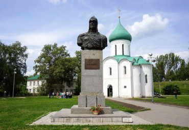 По Золотому кольцу из Санкт-Петербурга с комфортом. Тверь - Переславль-Залесский - Сергиев Посад - Ростов Великий - Ярославль - Кострома - Владимир - Суздаль - Торжок.