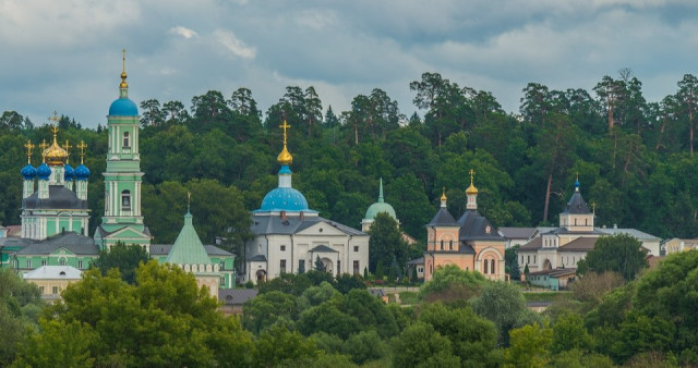 По калужскому тракту. Санкт-Петербург - Москва - Боровск - Малоярославец - Калуга - Козельск - Оптина Пустынь - Прыски - Шамордино.