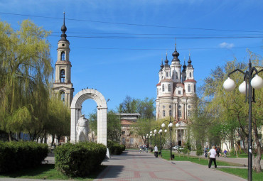 Калужские выходные. Санкт-Петербург - Москва - Калуга - Дворцы.