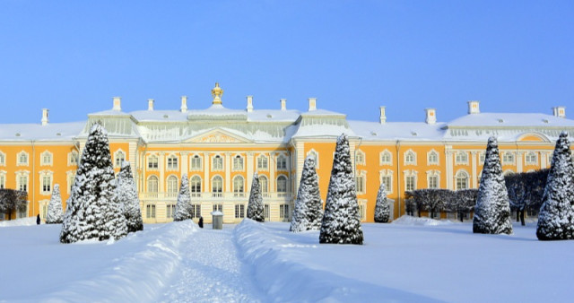 Зимние дворцы Санкт-Петербурга. Петергоф - Пушкин.