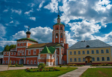 Вязьма - Смоленск - Пушкинские горы - Псков - Печоры - Изборск - Старая Русса - Великий Новгород - Тверь (6 дней). Москва.