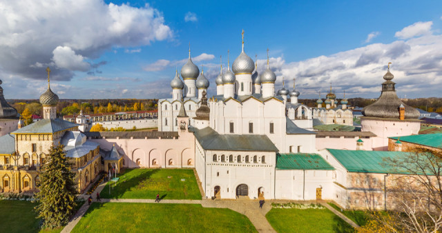 Автобусный тур с теплоходной прогулкой: Сергиев Посад - Александров - Мышкин - Углич - Борисоглебский - Ростов Великий - Ярославль – Кострома (5 дней). Москва.