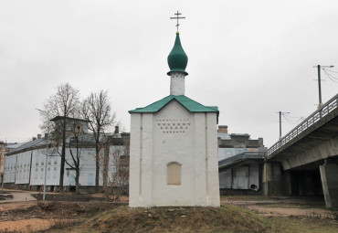 Тур «Талабские острова и великие монастыри Псковского озера». Санкт-Петербург - о. Залита - о. Белова - Елизарово - Псков - Печоры.