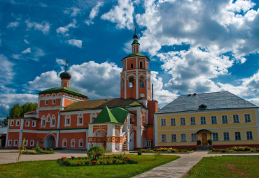 Сквозь эпохи. Путешествие по Смоленской земле (отель 3*). Москва - Кубинка - Вязьма - Хмелита - Смоленск - Талашкино - Дорогобуж - Бородино - Семеновское.