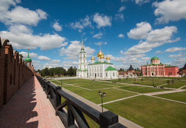 Тур четырех кремлей: Коломна - Рязань - Зарайск - Тула. Москва.