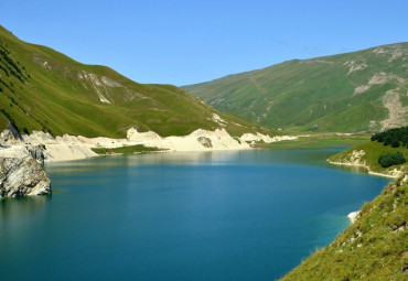 В сердце гор. Санкт-Петербург - Грозный - Аргун - Шали - Макажой - Махачкала - Чиркей - Зубутли-Миатли - Гуниб - Гамсутль - Дербент.