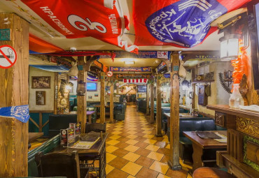 Бар Beer House (Коломяжский пр.)